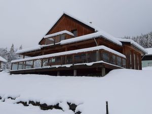 Chalet Ostansicht im Winter