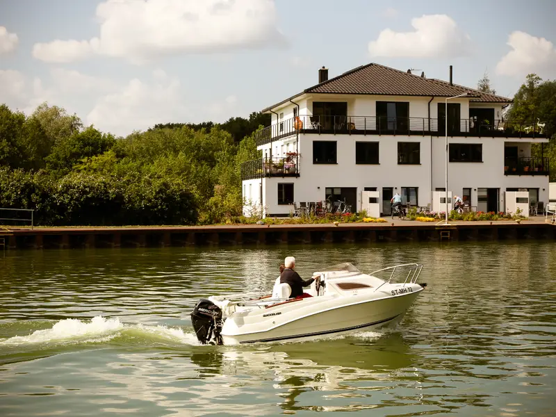 Motorboot Motorboot