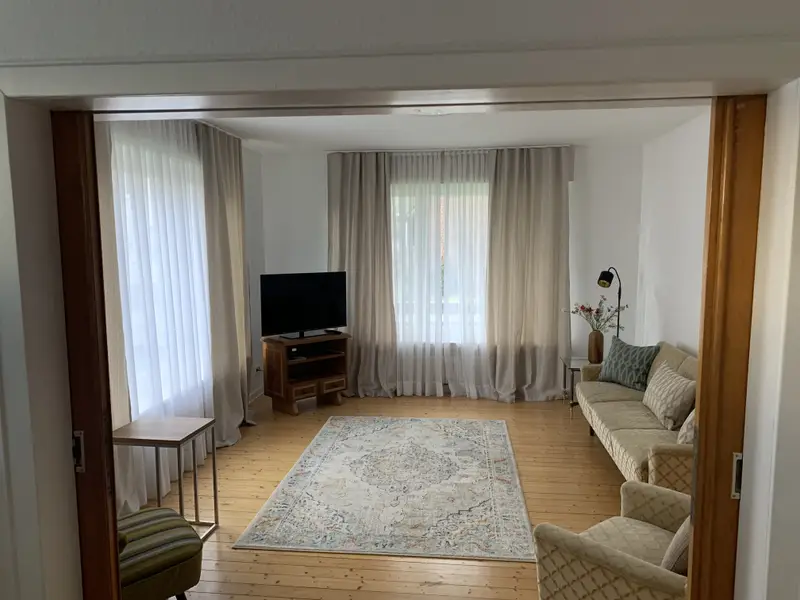 Kuscheliges, helles Wohnzimmer