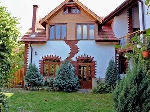 Casa Crina • Ferienhaus-Villa am Fuße der Karpaten bei Sibiu-Hermannstadt, Transsilvanien-Siebenbürgen, Rumänien