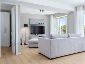 Wohn-Essbereich mit Couch