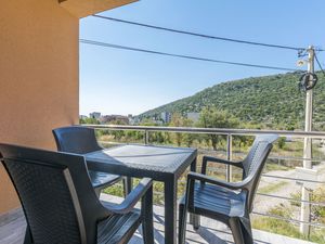 balcony-terrace