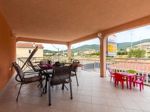 balcony-terrace