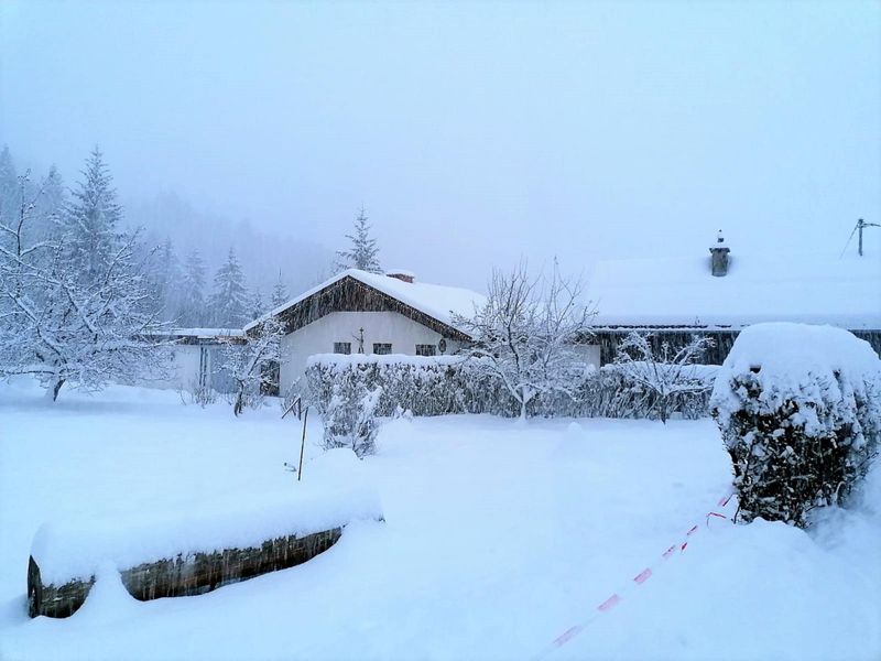 Außenseite Ferienhaus [Winter]