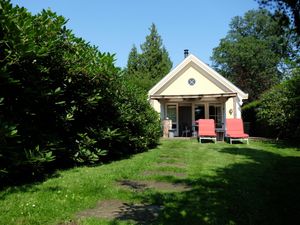 Außenseite Ferienhaus [Sommer]