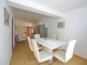 DiningRoom DiningRoom