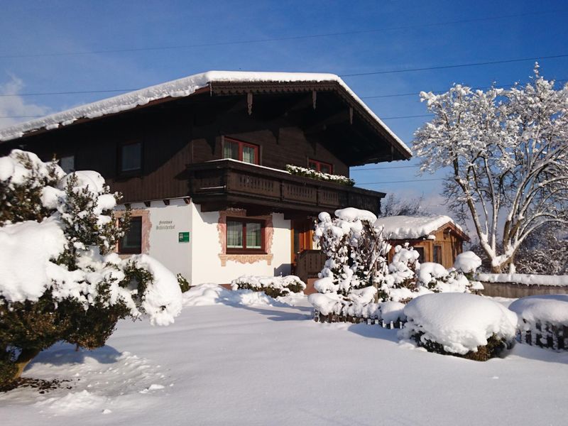 Außenseite Ferienhaus [Winter]