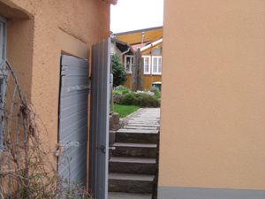Zugang zu Garten und Terrasse