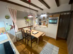 Photo, INSIDE, OUTSIDE