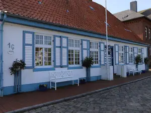 Hausansicht1-2 Hausansicht1-2