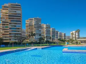 PoolOfHouse