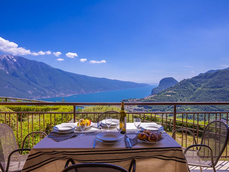 Die herrliche Aussicht auf den Gardasee