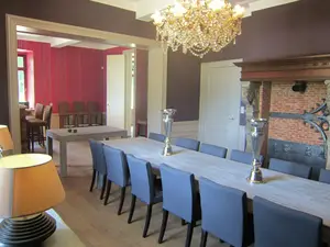 DiningRoom DiningRoom