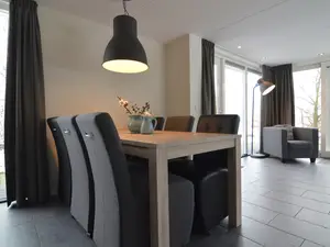 DiningRoom DiningRoom