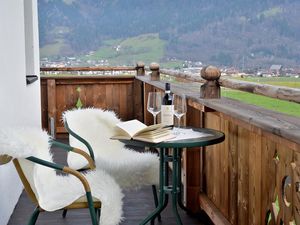 Balkon mit Blick auf Golfplatz