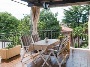 balcony-terrace