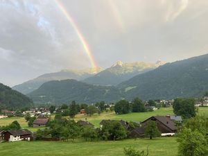 Aussicht mit Regenbogen