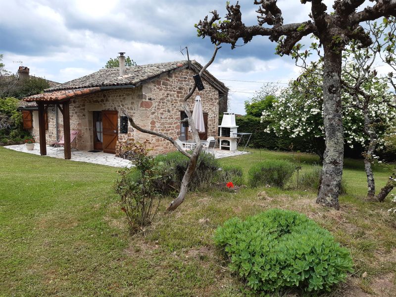 G195 - Roudou- Tarn - Vue du gîte