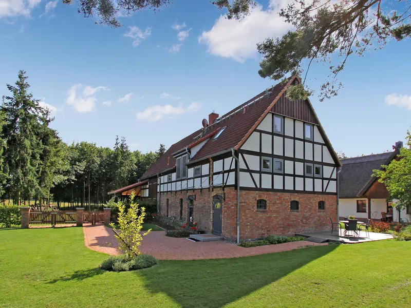 house house