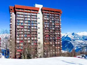 exterior exterior