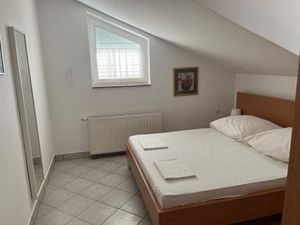 Schlafzimmer Ansicht I