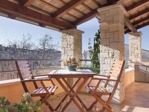 balcony-terrace