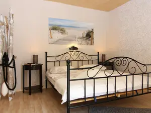 BedRoom BedRoom