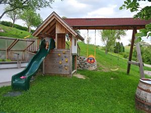 Auch für die Kinder gibt es viel Platz zum Spielen