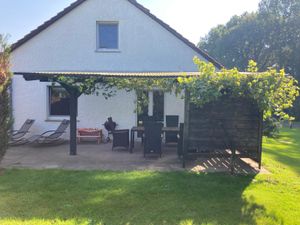 Haus mit Terrasse