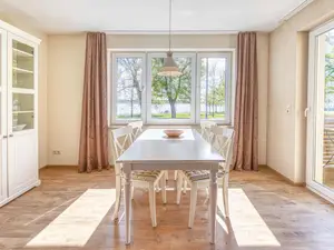 Ferienwohnung Kietz-Flair Waren (Müritz) - wohnzimmer Essbereich Ferienwohnung Kietz-Flair Waren (Müritz) - wohnzimmer Essbereich