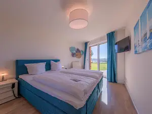 Ferienwohnung Libelle Hafenresidenz Waren (Müritz) - Schlafzimmer mit Ausblick