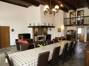 großzügiger Essbereich in der FeWo Diele