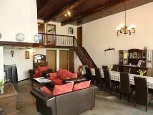 auch mit gemütlicher Sitzecke