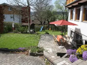 Terrasse mit Grillplatz Terrasse mit Grillplatz