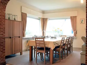 DiningRoom