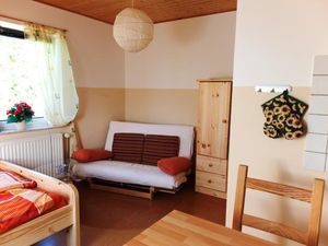 Gästezimmer mit Aufbettung für Kleinkind