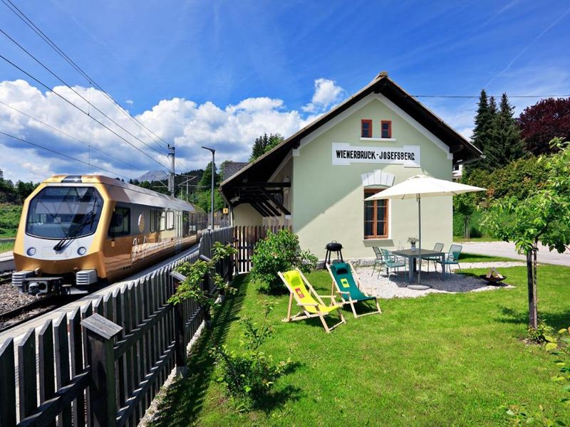 Urlaub am BAHNhof und Himmelstreppe Mariazellerbahn