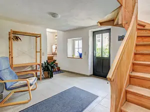 Ehrenpreis Eingangsbereich mit Sessel