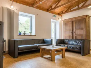 Heublume Wohnbereich mit Kamin