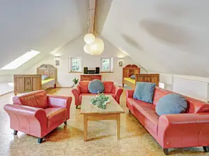 Königskerze Galerie mit Wohn- und Schlafbereich