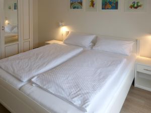 Schlafzimmer in der Ferienwohnung Therese 12 in Wittdün auf Amrum