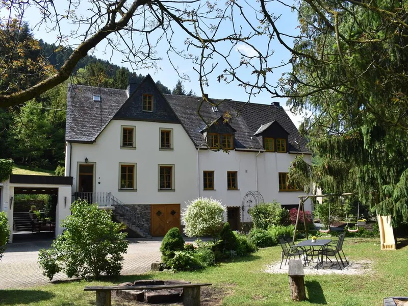Dreiherrenmühle mit Garten Dreiherrenmühle mit Garten