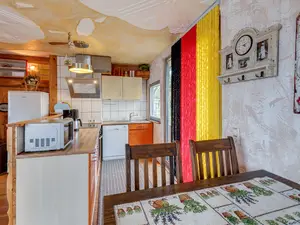 DiningRoom