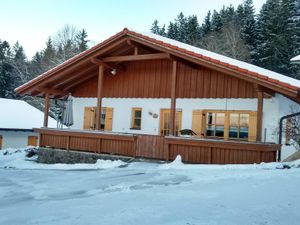 Chalet im Winter