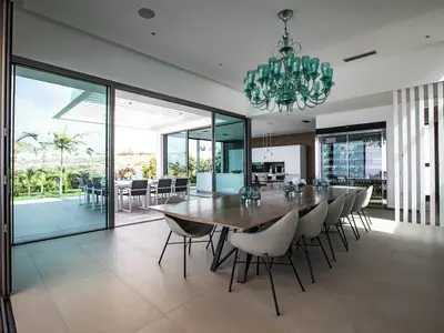 DiningRoom