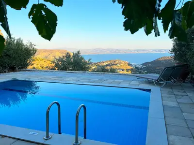 PoolOfHouse