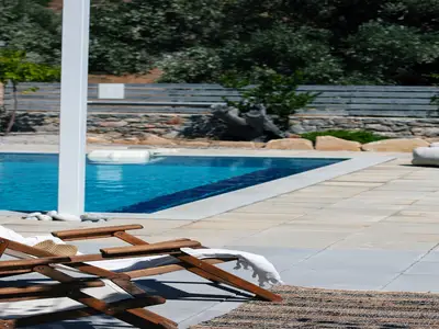 PoolOfHouse