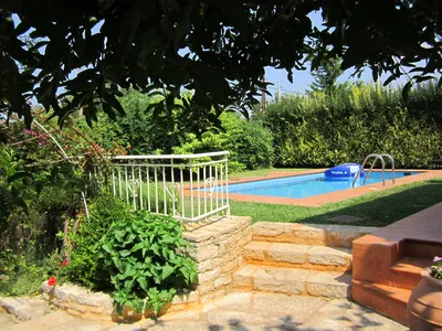 PoolOfHouse