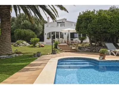 PoolOfHouse