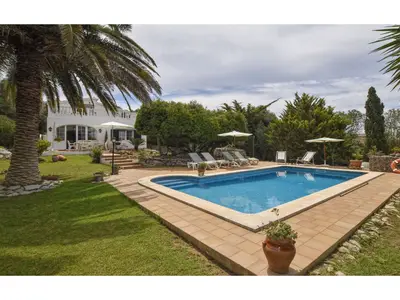 PoolOfHouse